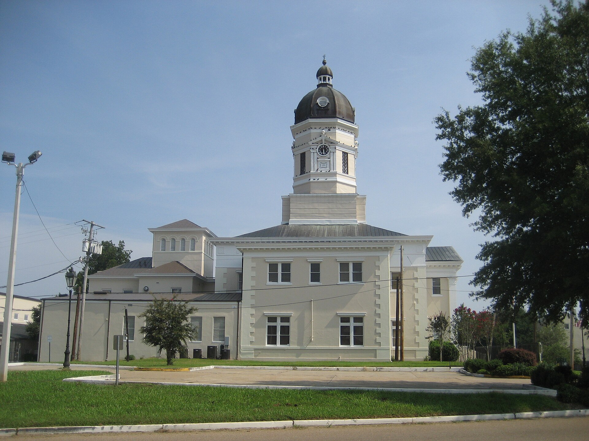 The Claiborne County Courthouse in Port Gibson.