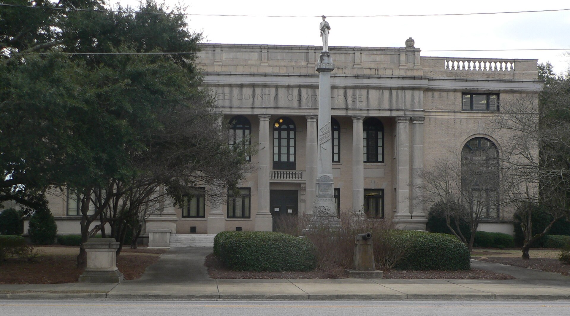 Lee County Courthouse in Bishopville, South Carolina.
